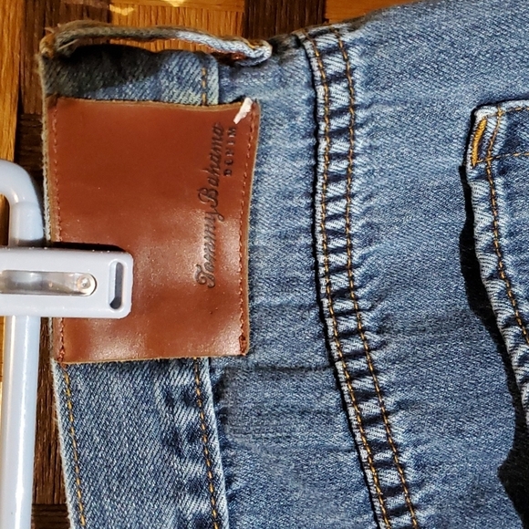Tommy Bahama 38/28 Short classic jeans - Picture 3 of 9